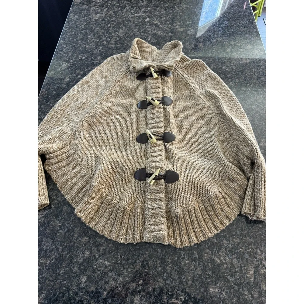 Michael Kors Poncho Sweater Toggle and Zipper in Brown Tan Size M Warm Shirt